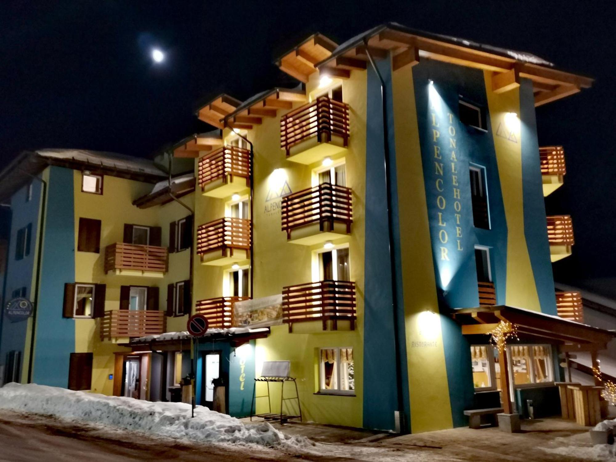 Alpencolor Hotel Tonale Passo del Tonale Exterior photo